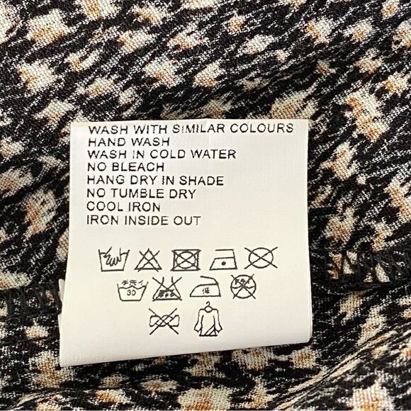 Little Lies Animal Print Button Up Blouse Sz S - Picture 6 of 8